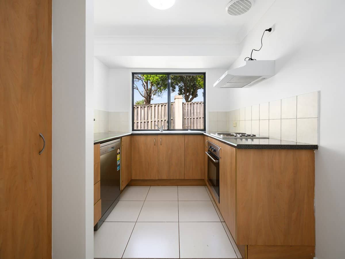 590 Pine Ridge Road, COOMBABAH - Thumbnail 5