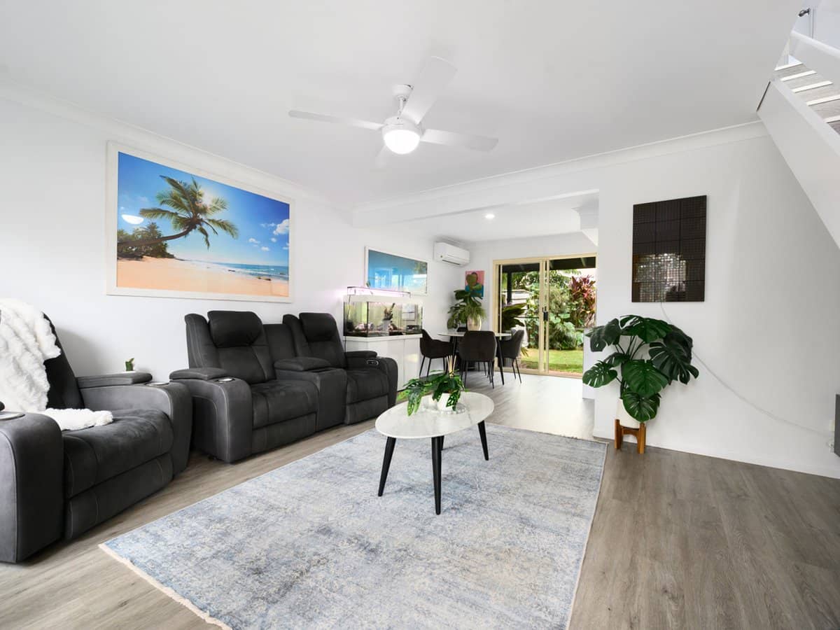 125 Hansford Road, COOMBABAH - Thumbnail 3