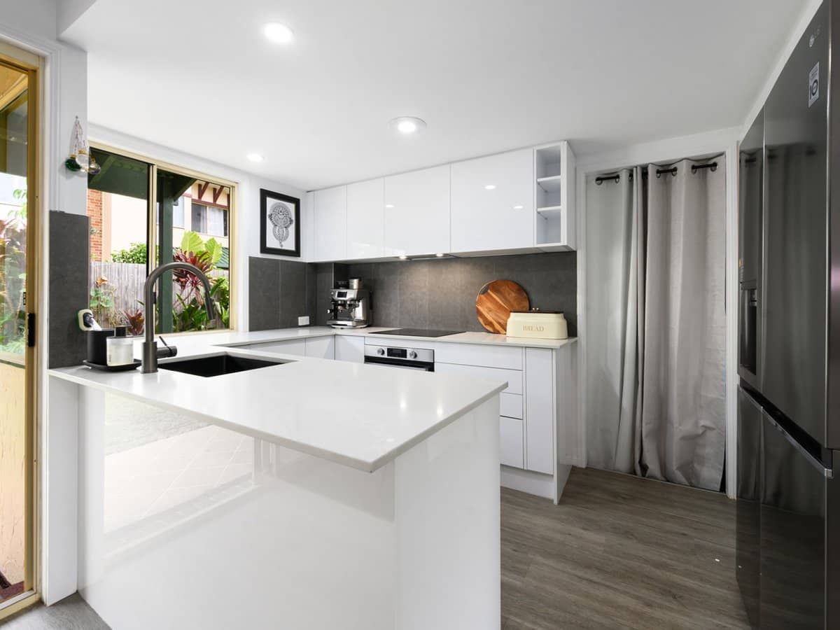 125 Hansford Road, COOMBABAH - Thumbnail 6