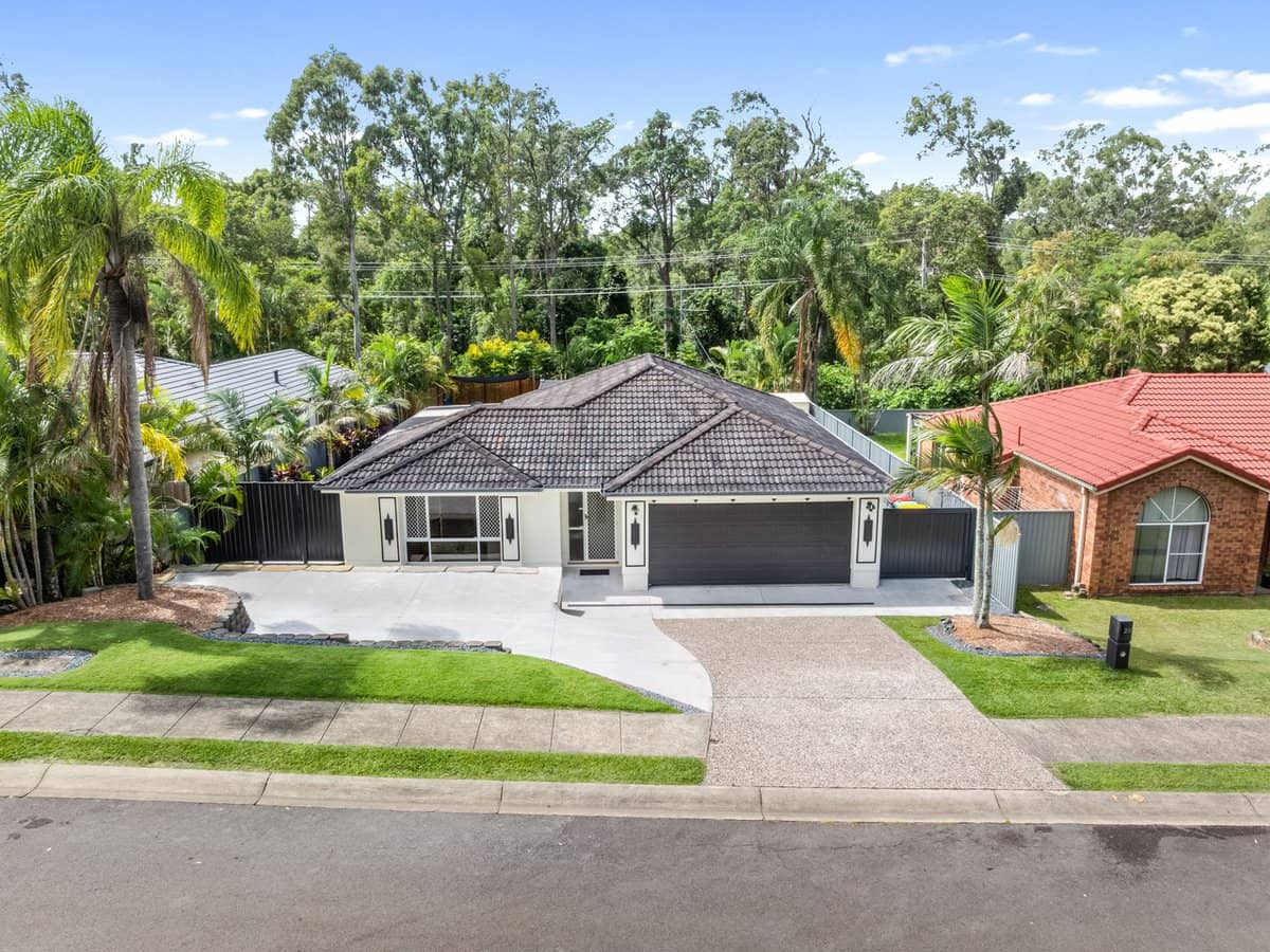 20 Davis Cup Court, Oxenford - Thumbnail 2