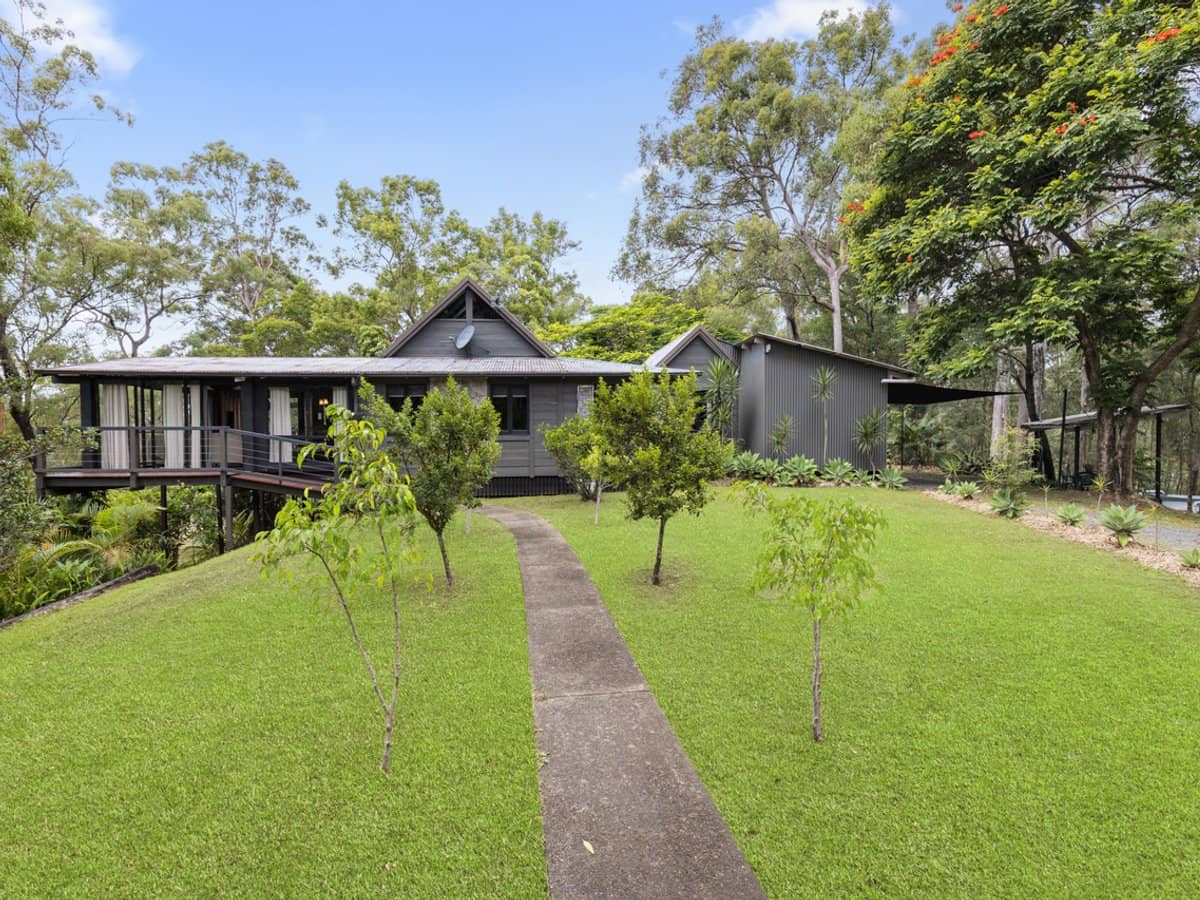 14 King Parrot Court, CLAGIRABA - Thumbnail 1