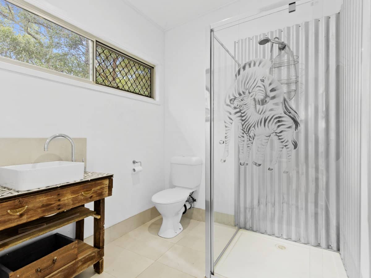 14 King Parrot Court, CLAGIRABA - Thumbnail 33