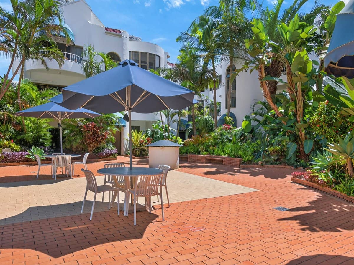 31 Orchid Avenue, SURFERS PARADISE - Thumbnail 22