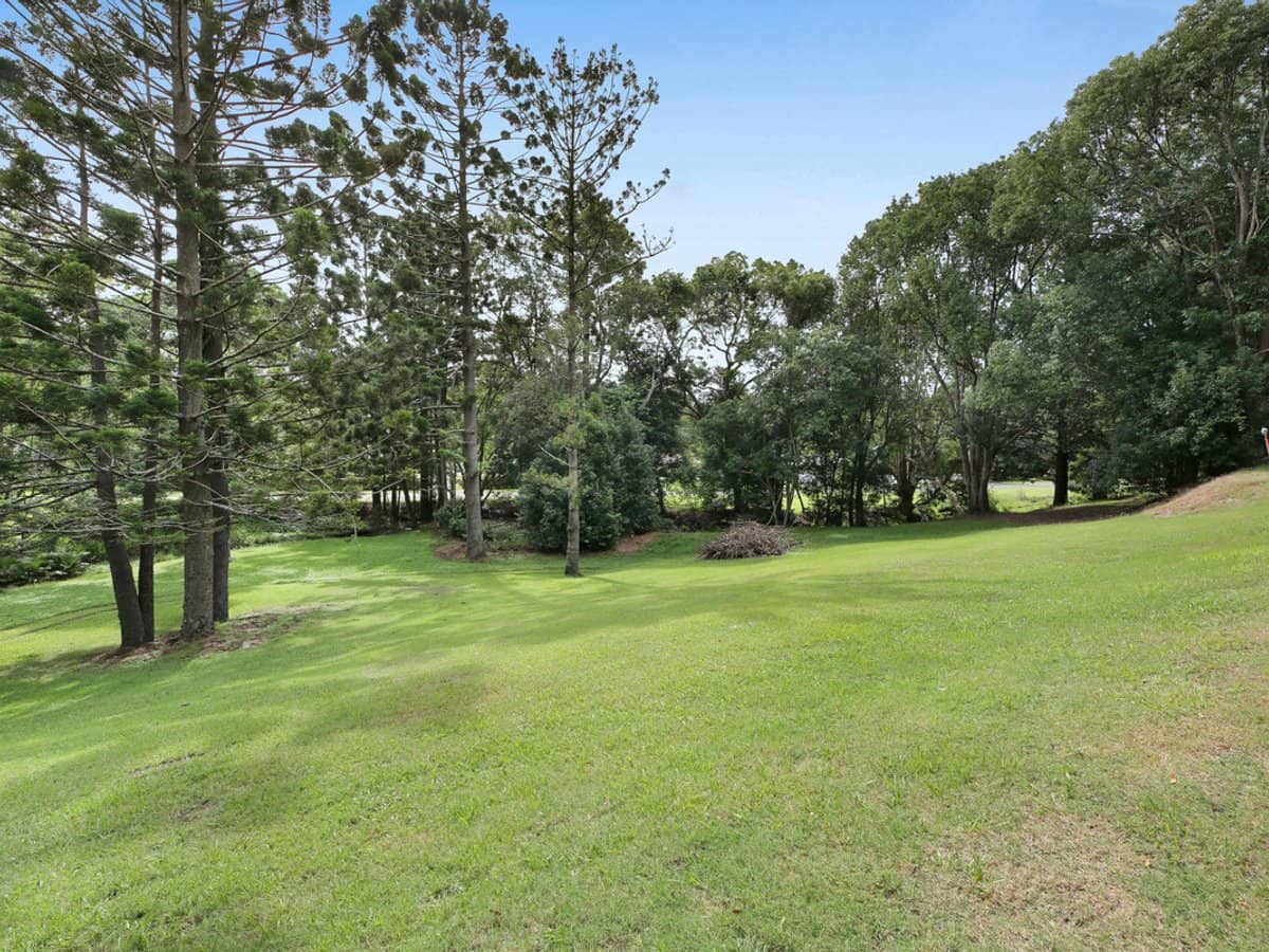 55 Coorabin Court, Tallebudgera - Thumbnail 3