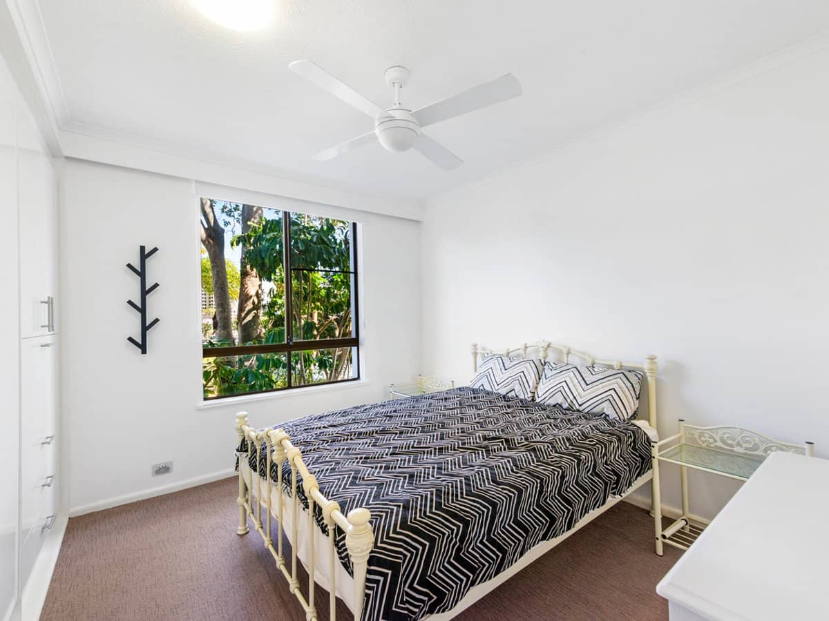 2964 Gold Coast Highway, SURFERS PARADISE - Thumbnail 19