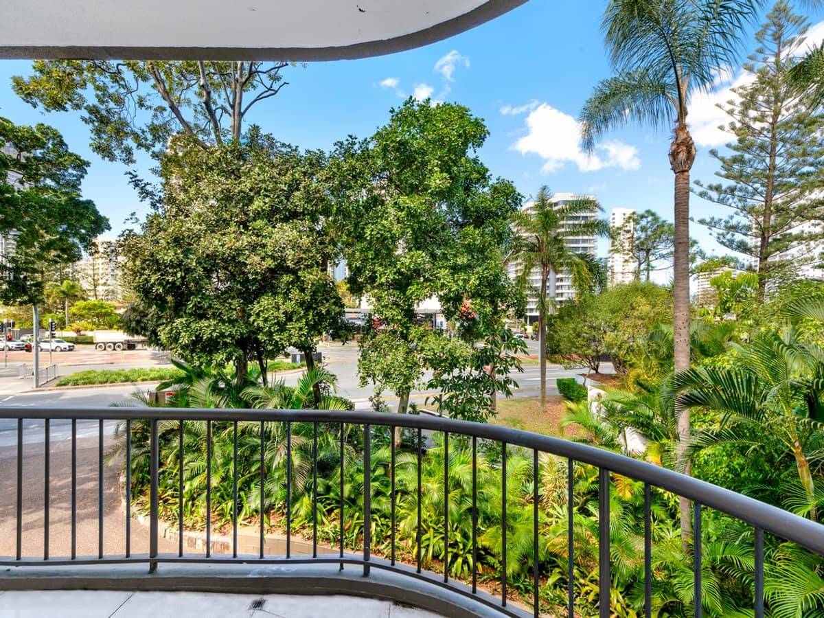 2964 Gold Coast Highway, SURFERS PARADISE - Thumbnail 23