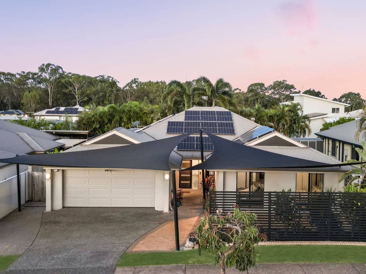 3 Lilyvale Crescent, Ormeau - Thumbnail 1