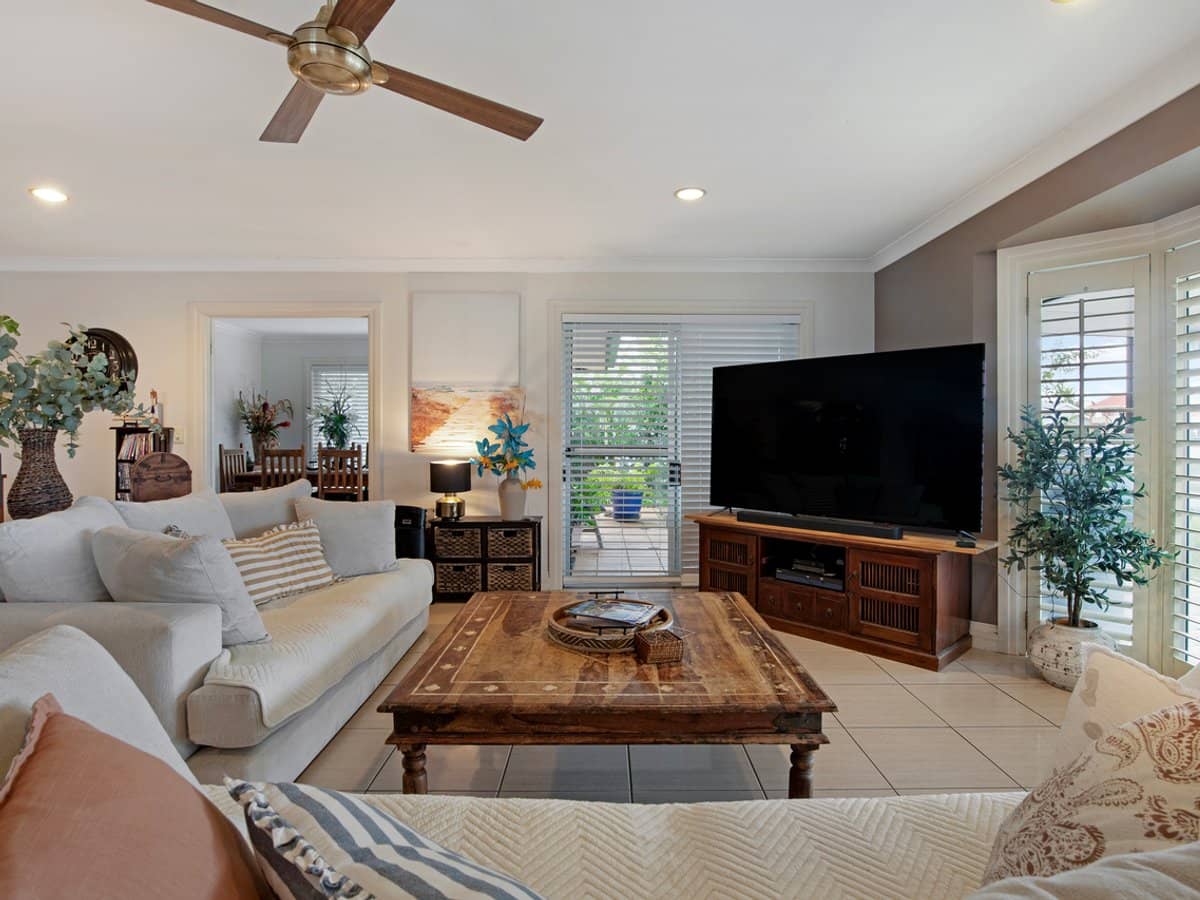 5 Drayton Terrace, MERMAID WATERS - Thumbnail 5