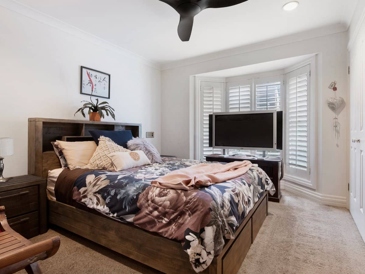 5 Drayton Terrace, MERMAID WATERS - Thumbnail 10