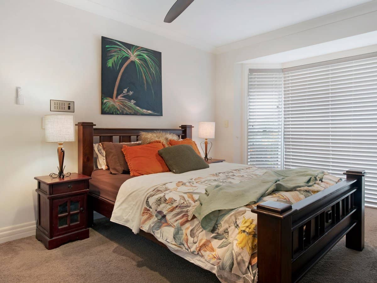 5 Drayton Terrace, MERMAID WATERS - Thumbnail 11