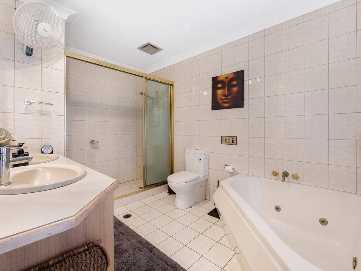 5 Drayton Terrace, MERMAID WATERS - Thumbnail 12