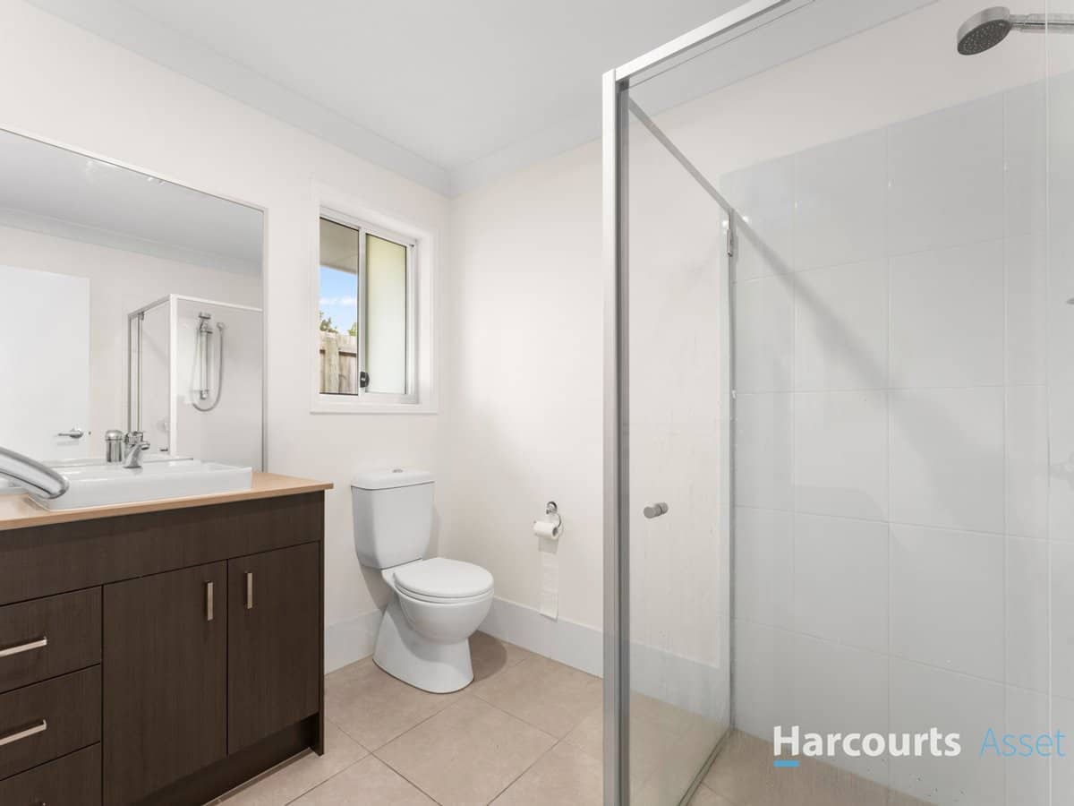 22 Neumann Drive, YARRABILBA - Thumbnail 5