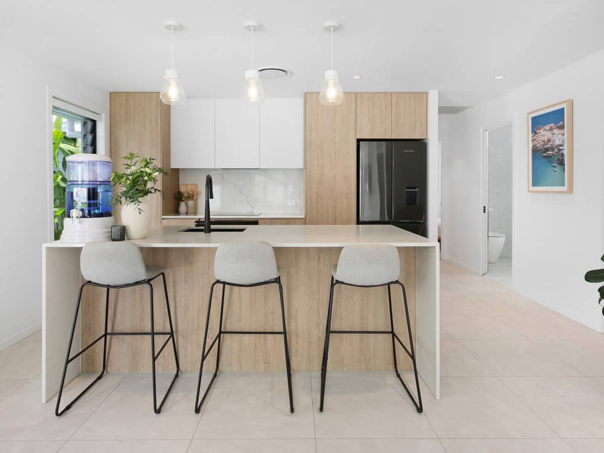 104 Christine Avenue, Burleigh Waters - Thumbnail 6