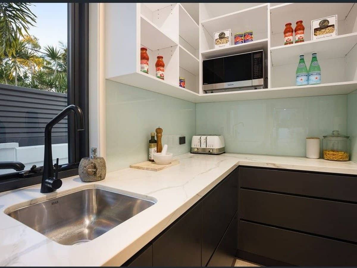 28 Evandale Crescent, Miami - Thumbnail 6