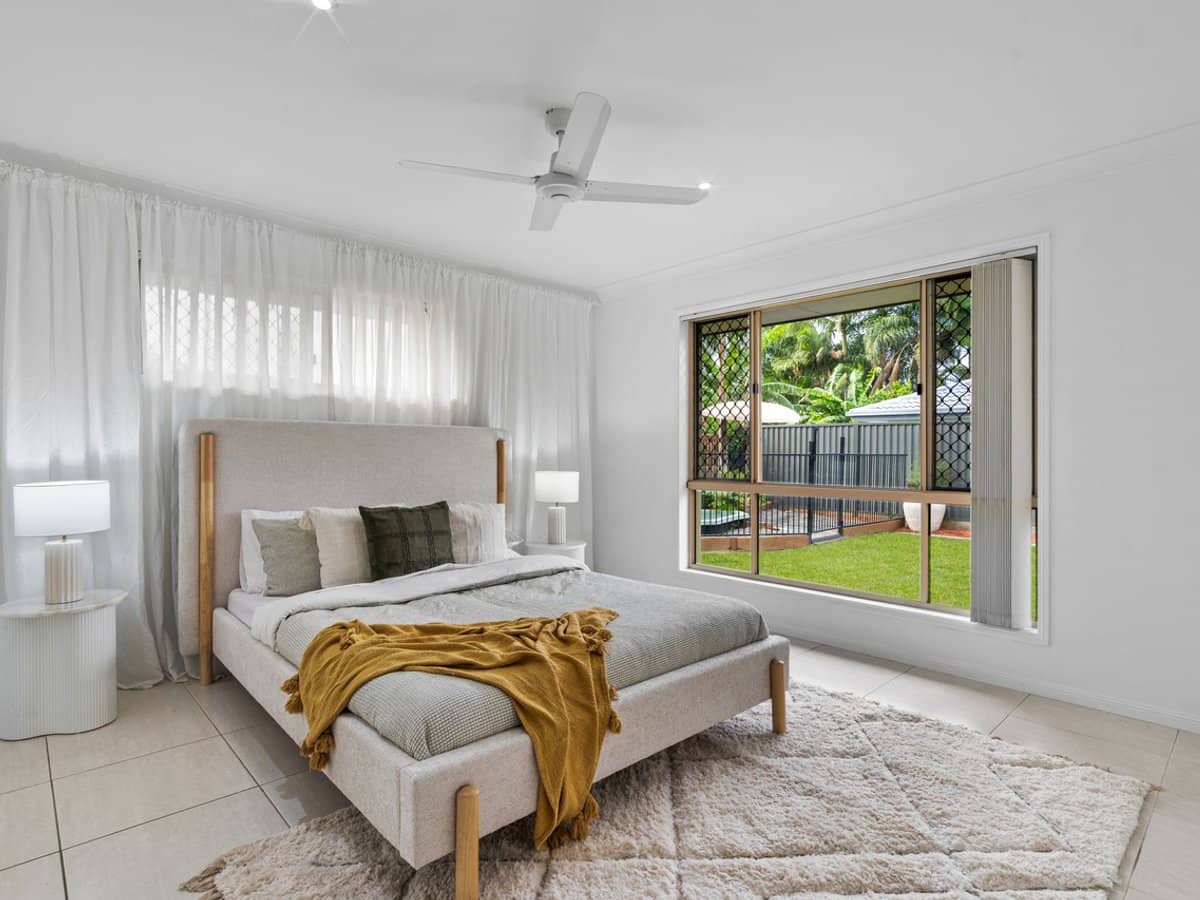 157 Christine Avenue, BURLEIGH WATERS - Thumbnail 10