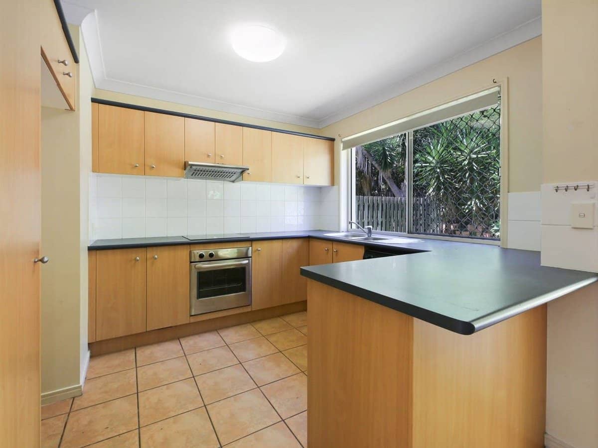 74 Universal Street, Pacific Pines - Thumbnail 3