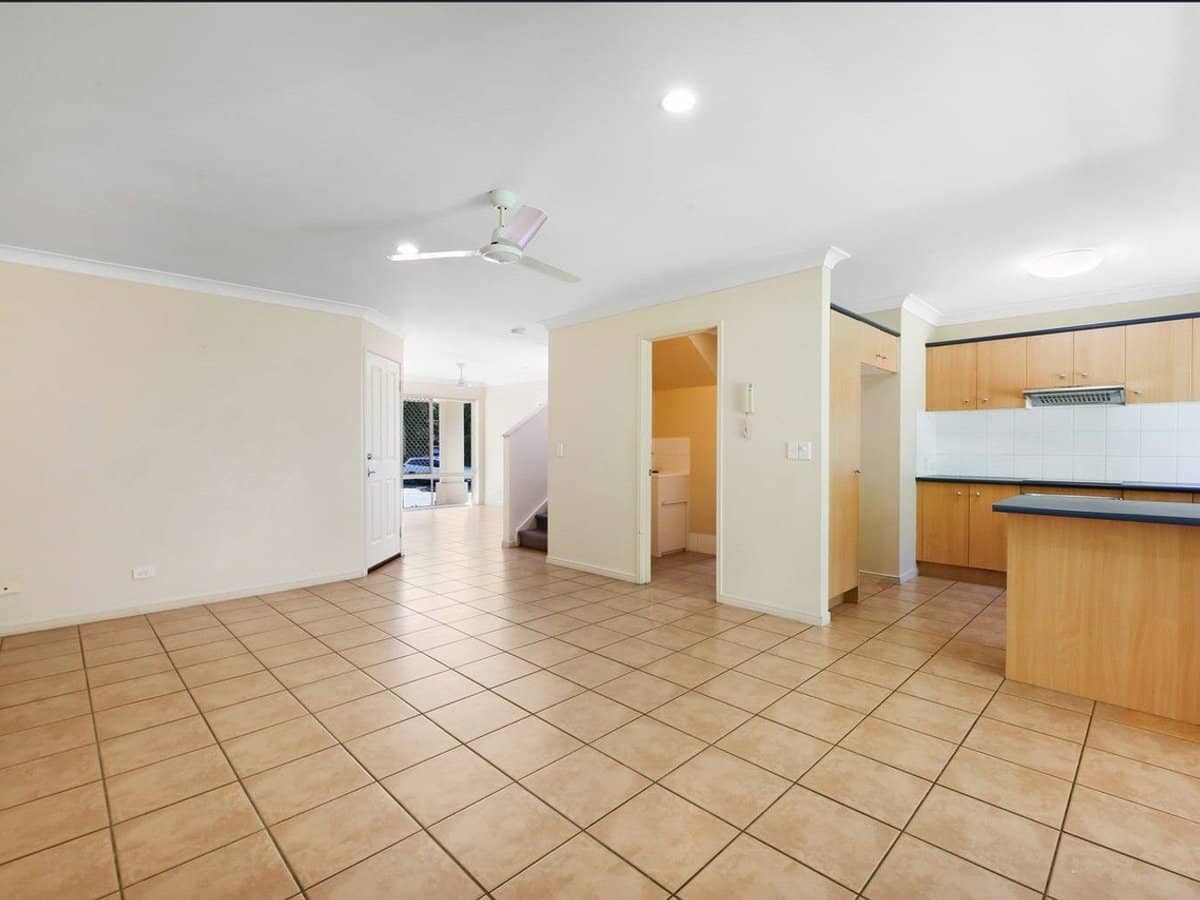 74 Universal Street, Pacific Pines - Thumbnail 4