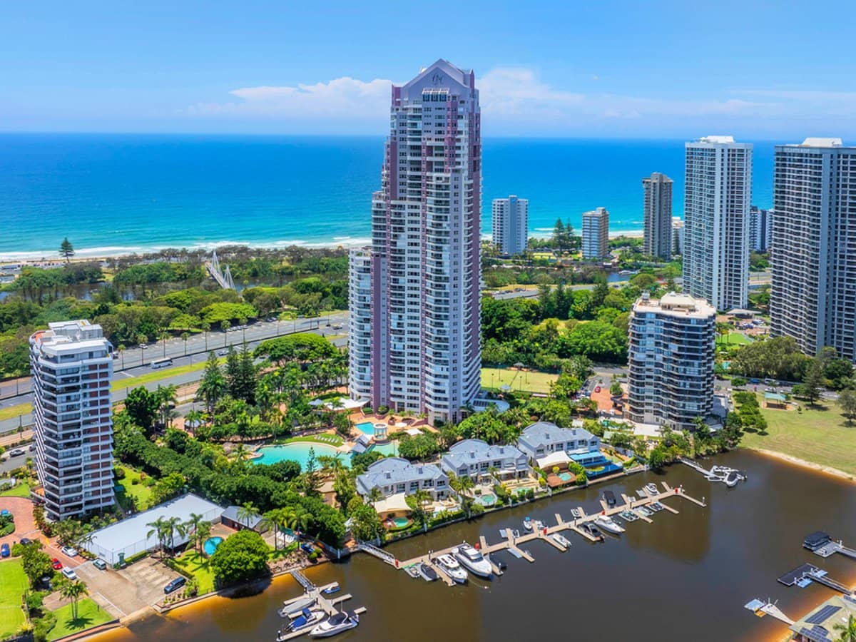 12 Commodore Drive, PARADISE WATERS - Thumbnail 19