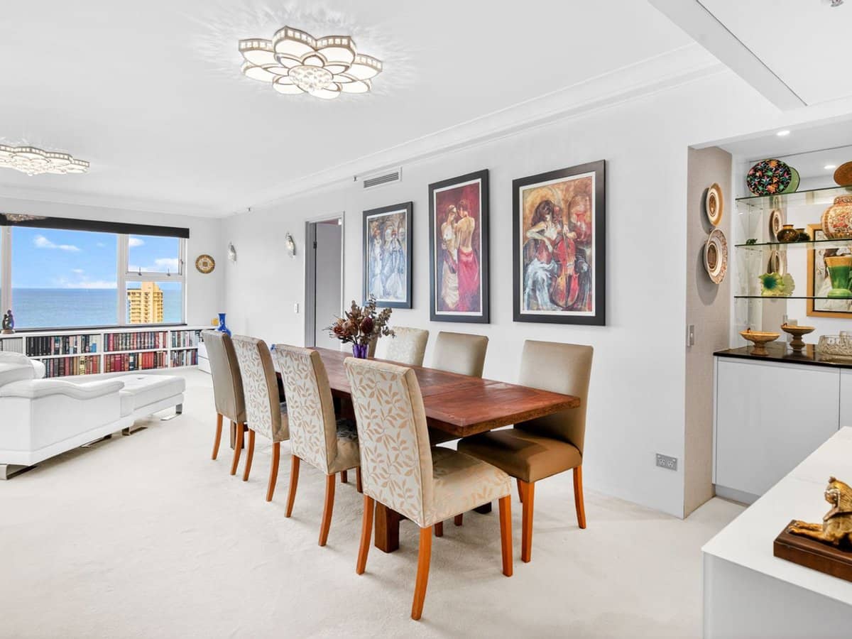 12 Commodore Drive, SURFERS PARADISE - Thumbnail 4