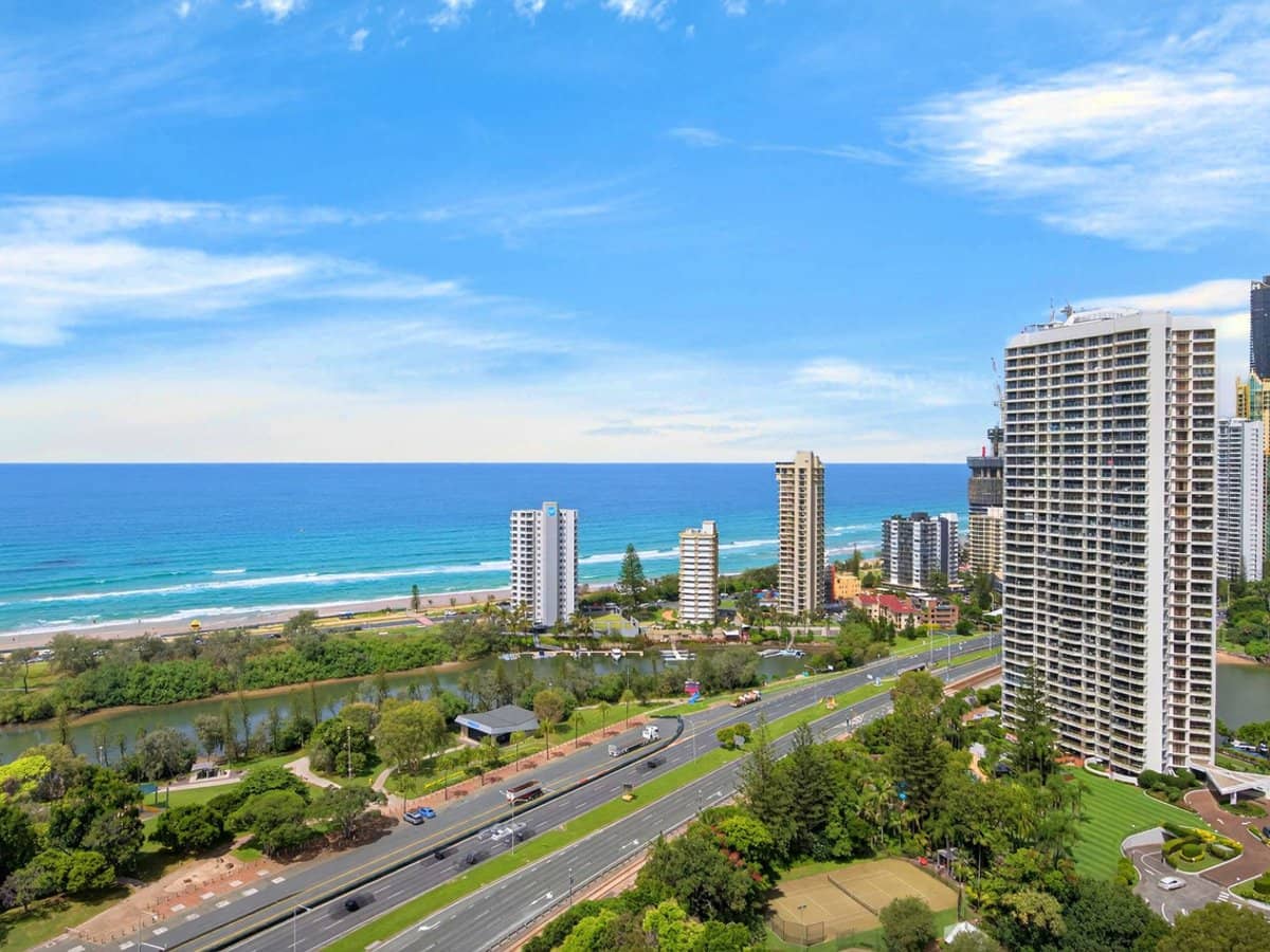 12 Commodore Drive, SURFERS PARADISE - Thumbnail 5