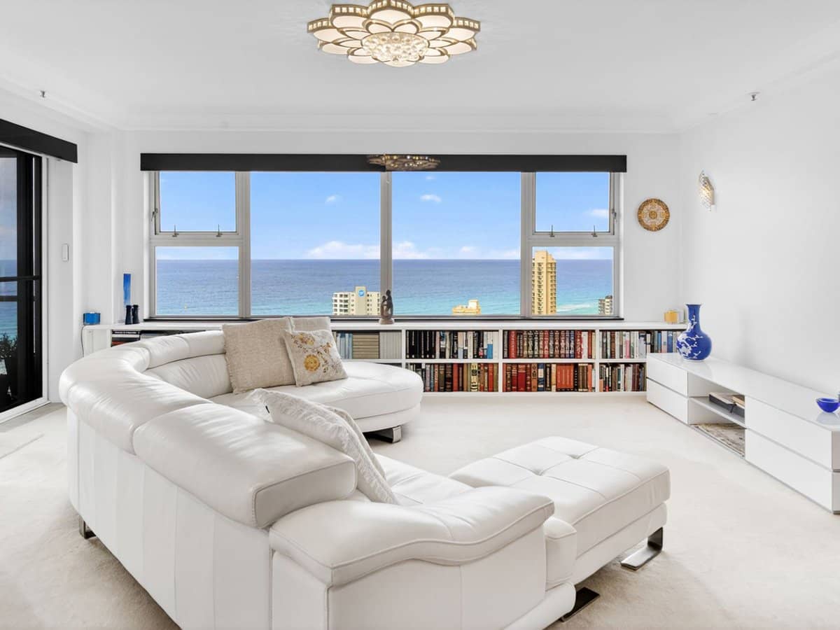 12 Commodore Drive, SURFERS PARADISE - Thumbnail 6