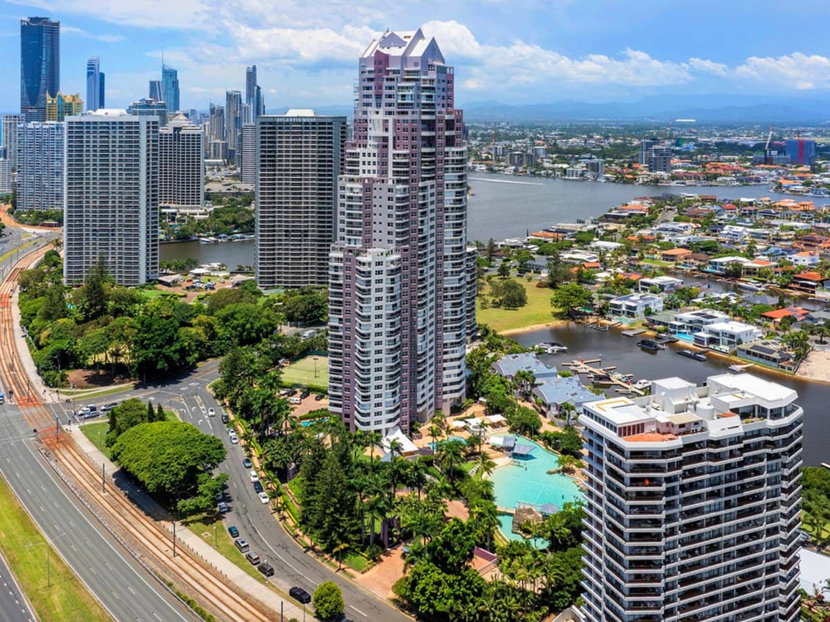 12 Commodore Drive, SURFERS PARADISE - Thumbnail 18