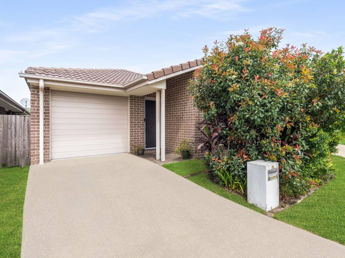 10 Macmillan Loop, BELIVAH - Thumbnail 1