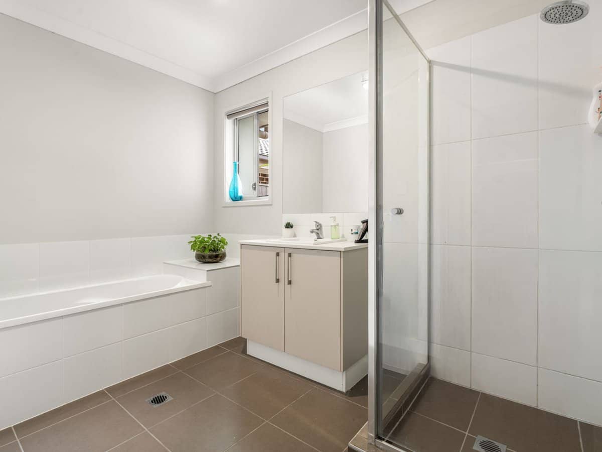 10 Macmillan Loop, BELIVAH - Thumbnail 8