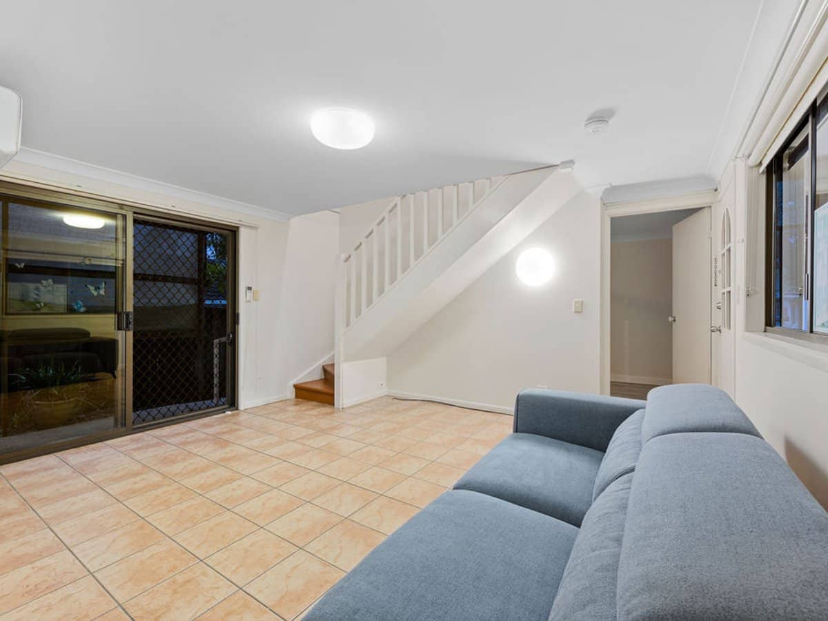 8 The Mores, NERANG - Thumbnail 17