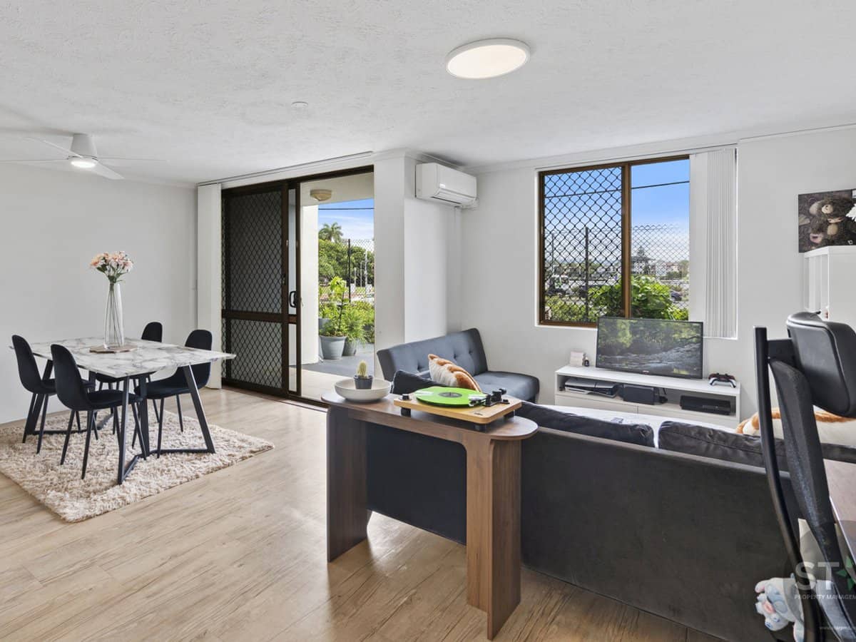 3355 Gold Coast Highway, Surfers Paradise - Thumbnail 1