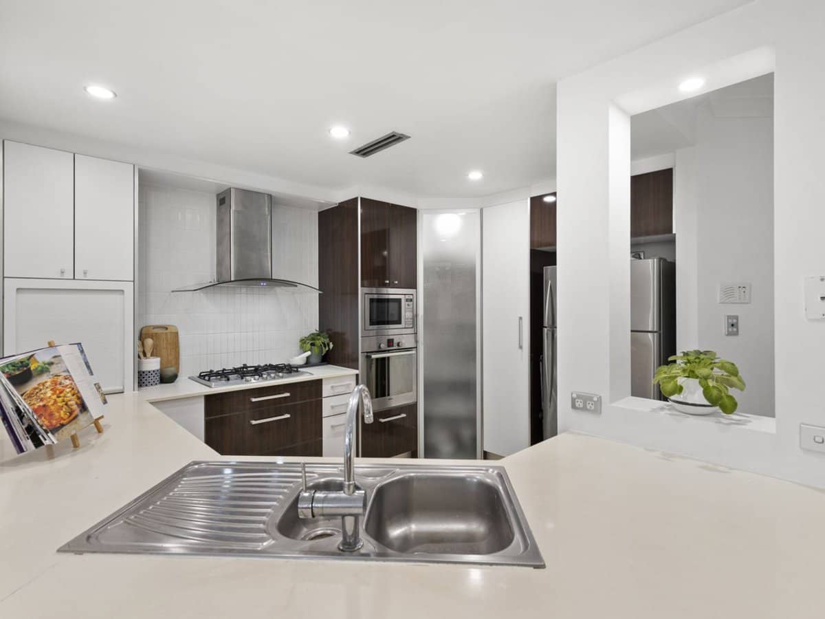 3205 Central Place, Carrara - Thumbnail 4