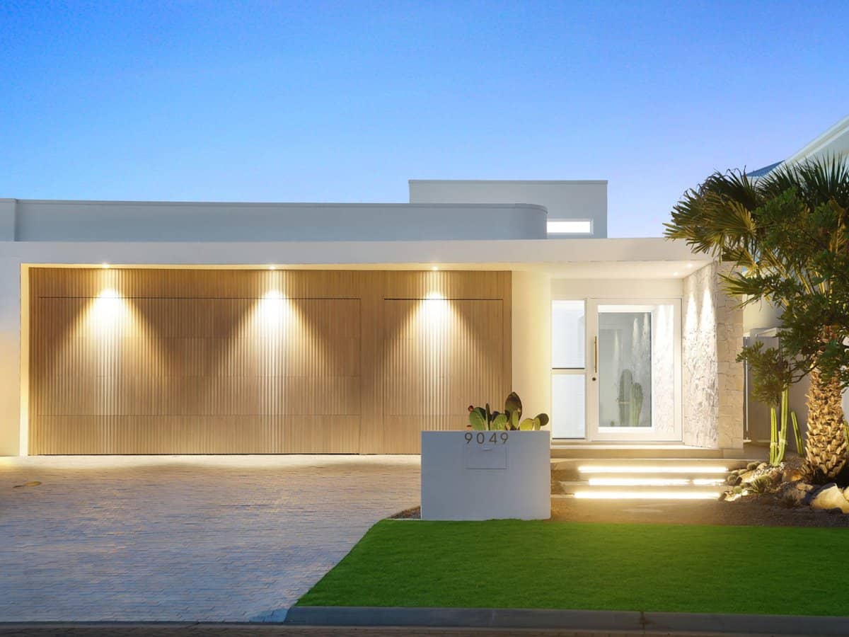 9049 The Point Circuit, Sanctuary Cove - Thumbnail 1