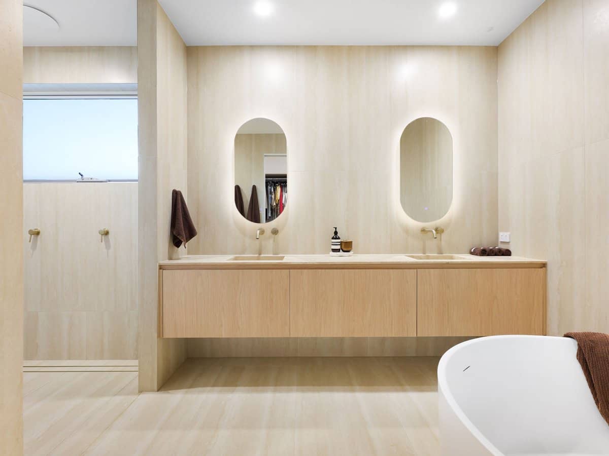 9049 The Point Circuit, Sanctuary Cove - Thumbnail 11