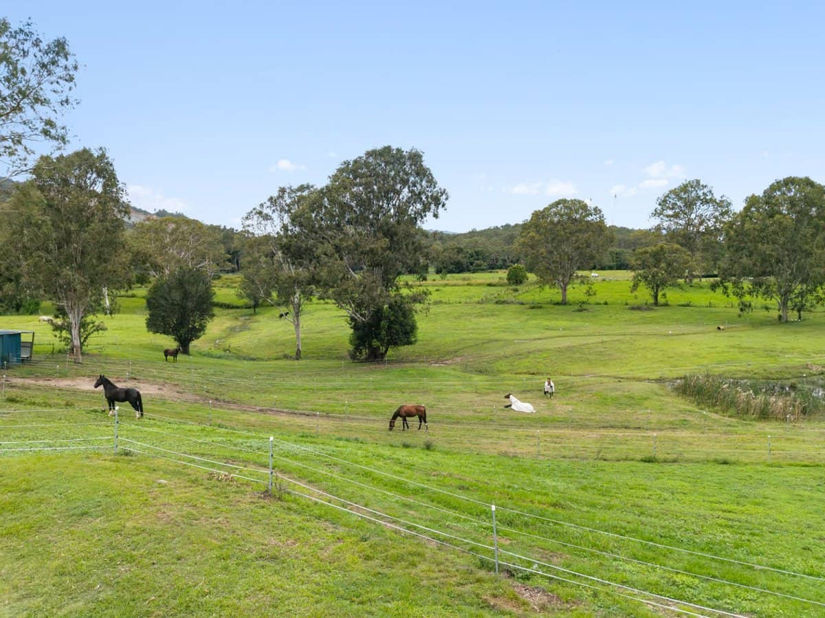 107-115 Garden Road, CEDAR CREEK - Thumbnail 33