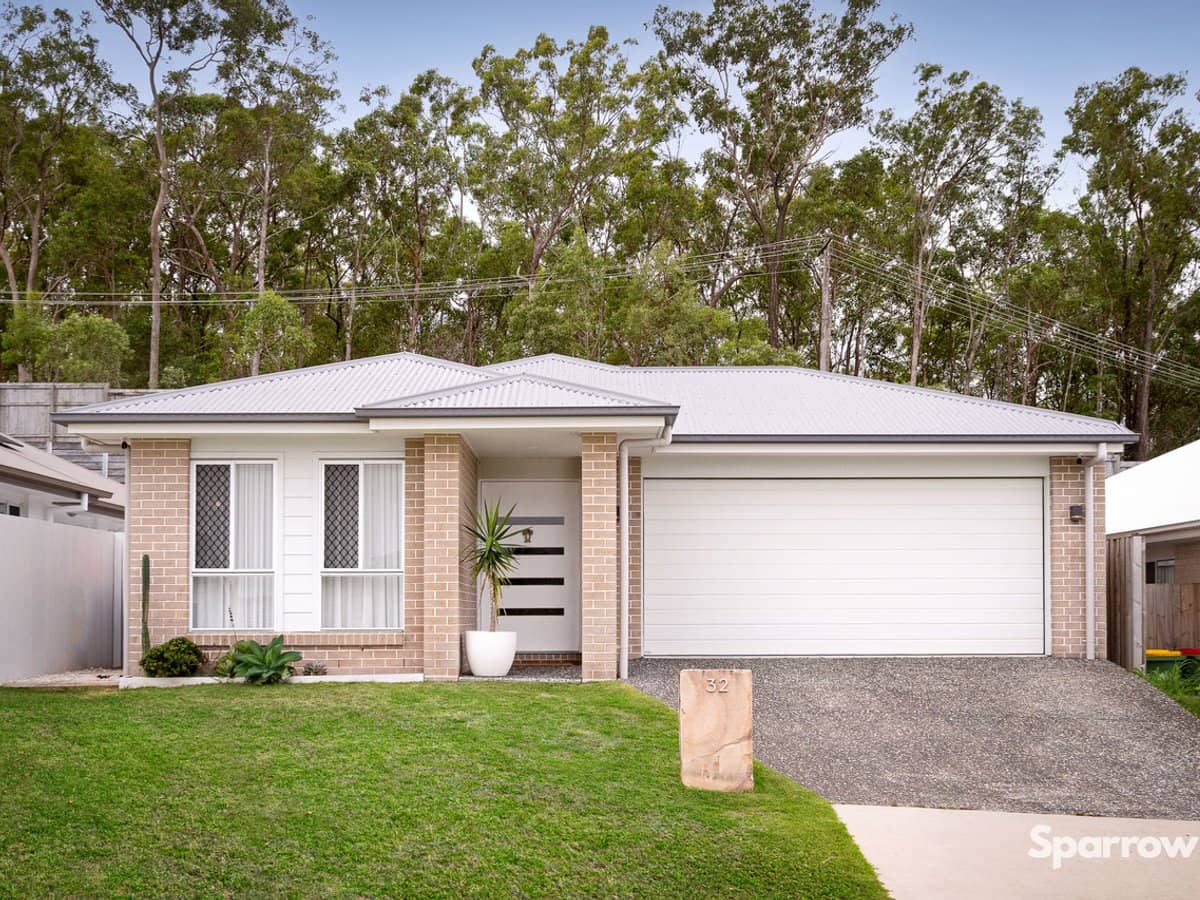 32 Lapwing Drive, BAHRS SCRUB - Thumbnail 1