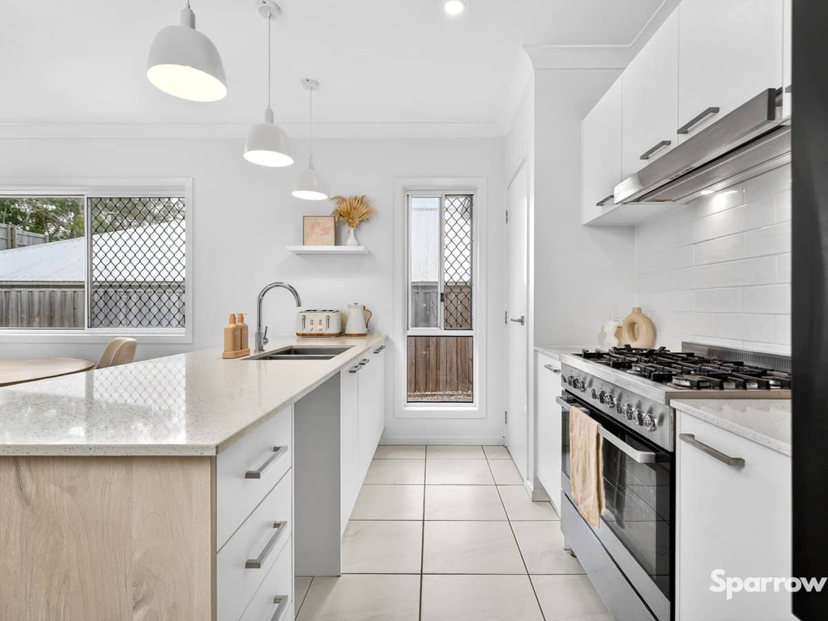 32 Lapwing Drive, BAHRS SCRUB - Thumbnail 5