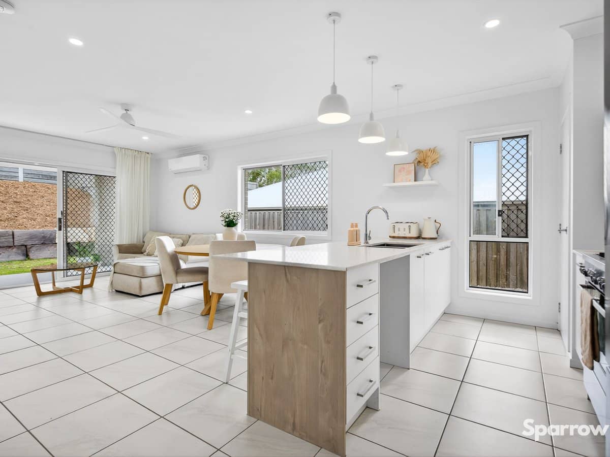 32 Lapwing Drive, BAHRS SCRUB - Thumbnail 7