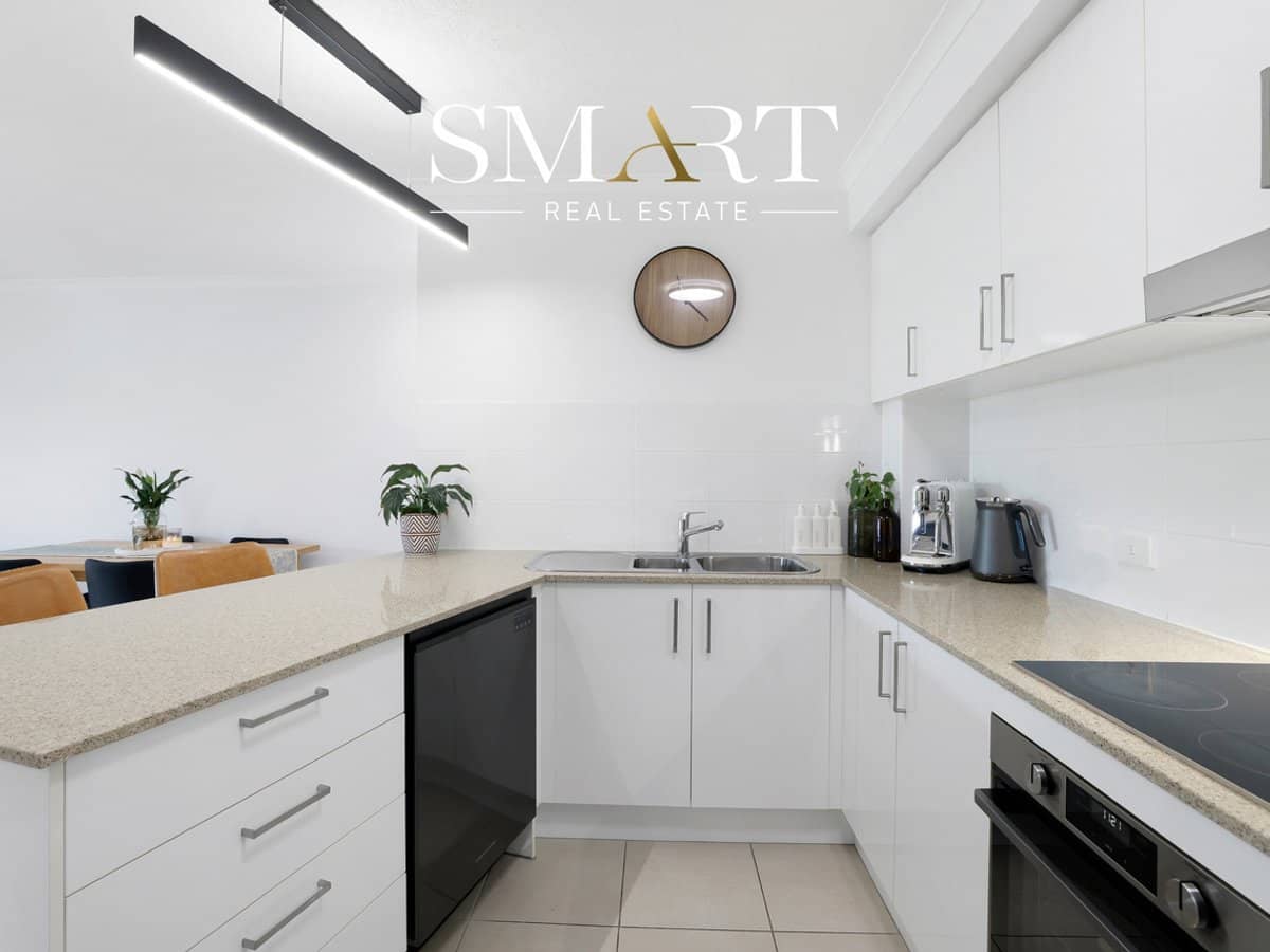 8-10 Ahern Street, LABRADOR - Thumbnail 14