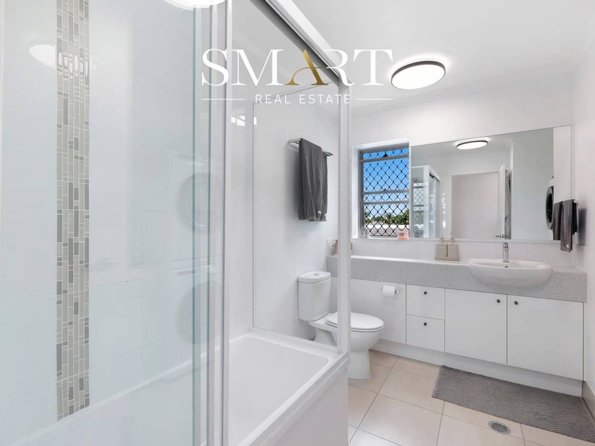 8-10 Ahern Street, LABRADOR - Thumbnail 25