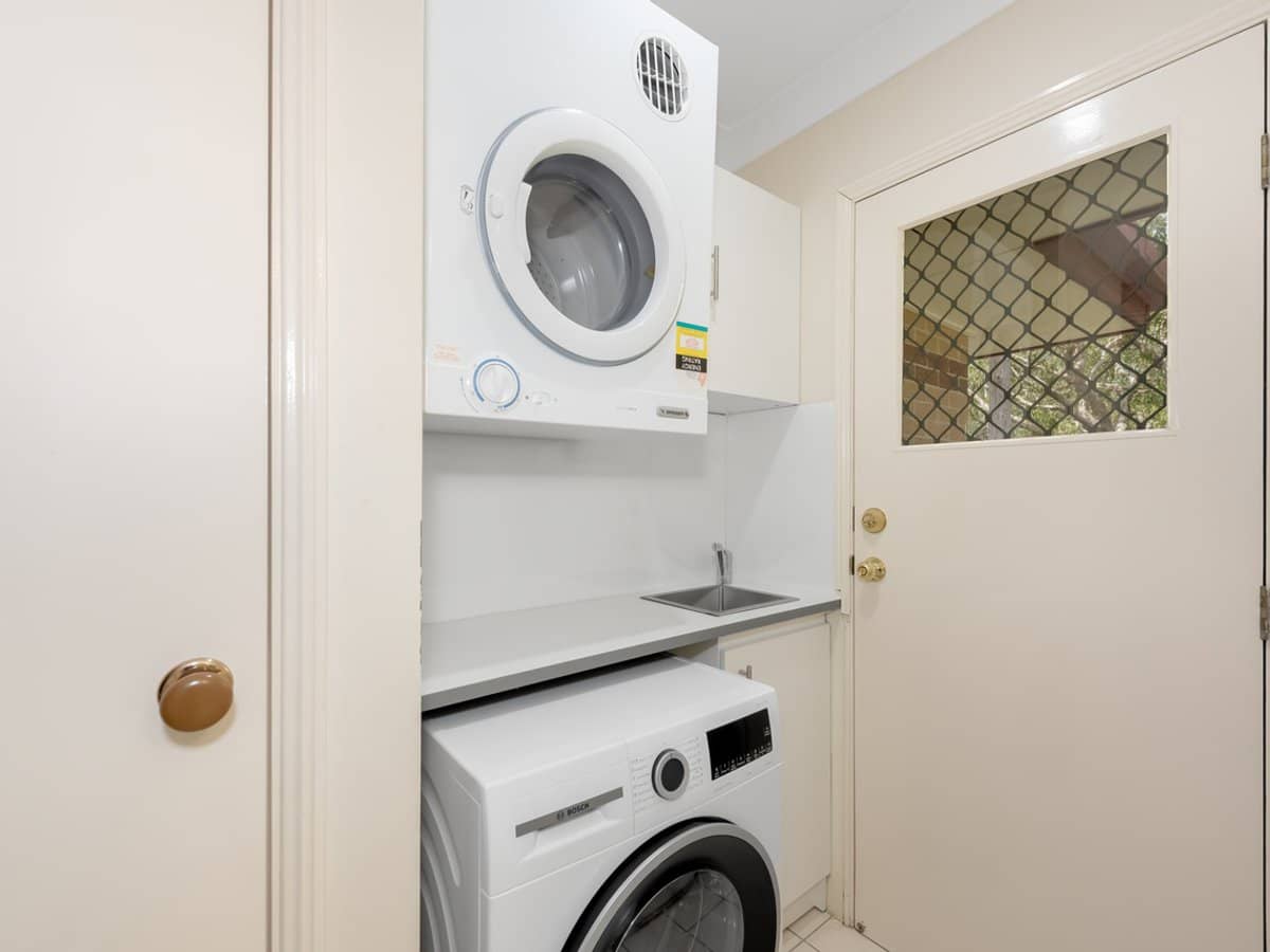 18 Batchworth Road, MOLENDINAR - Thumbnail 10