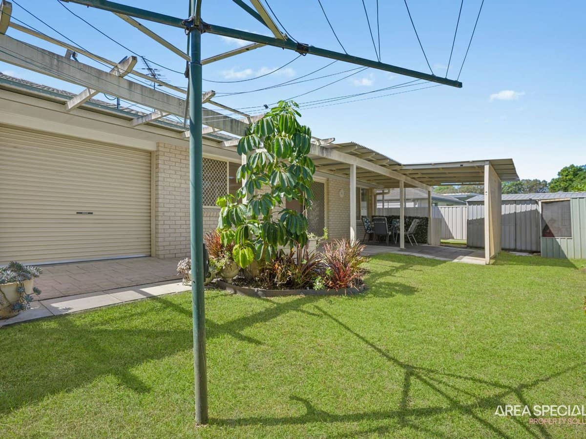 10 Samuel Court, Jacobs Well - Thumbnail 5