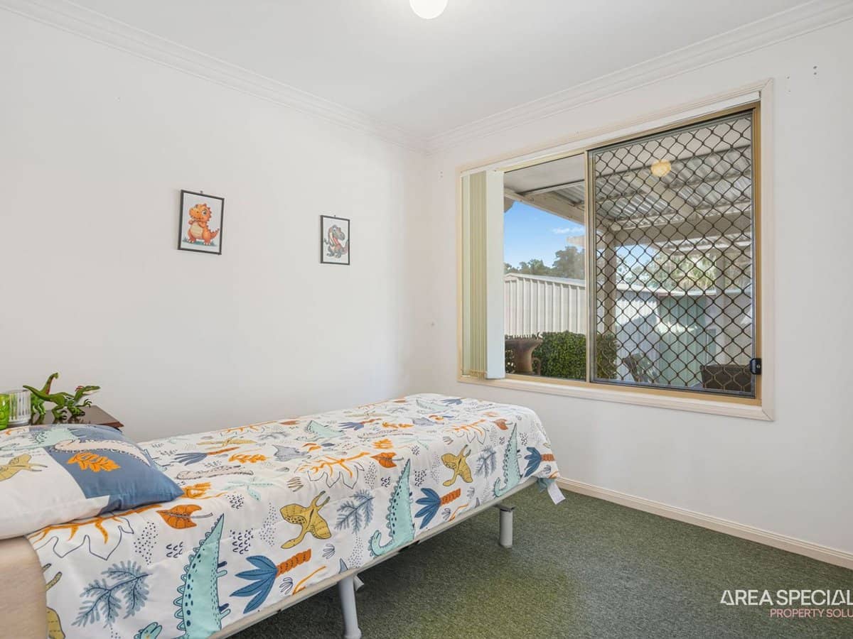 10 Samuel Court, Jacobs Well - Thumbnail 14