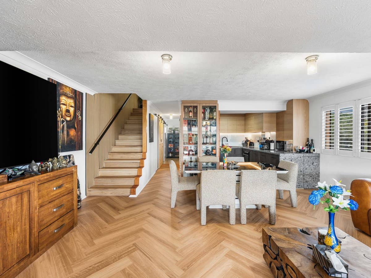 33-39 Hooker Boulevard, BROADBEACH WATERS - Thumbnail 6