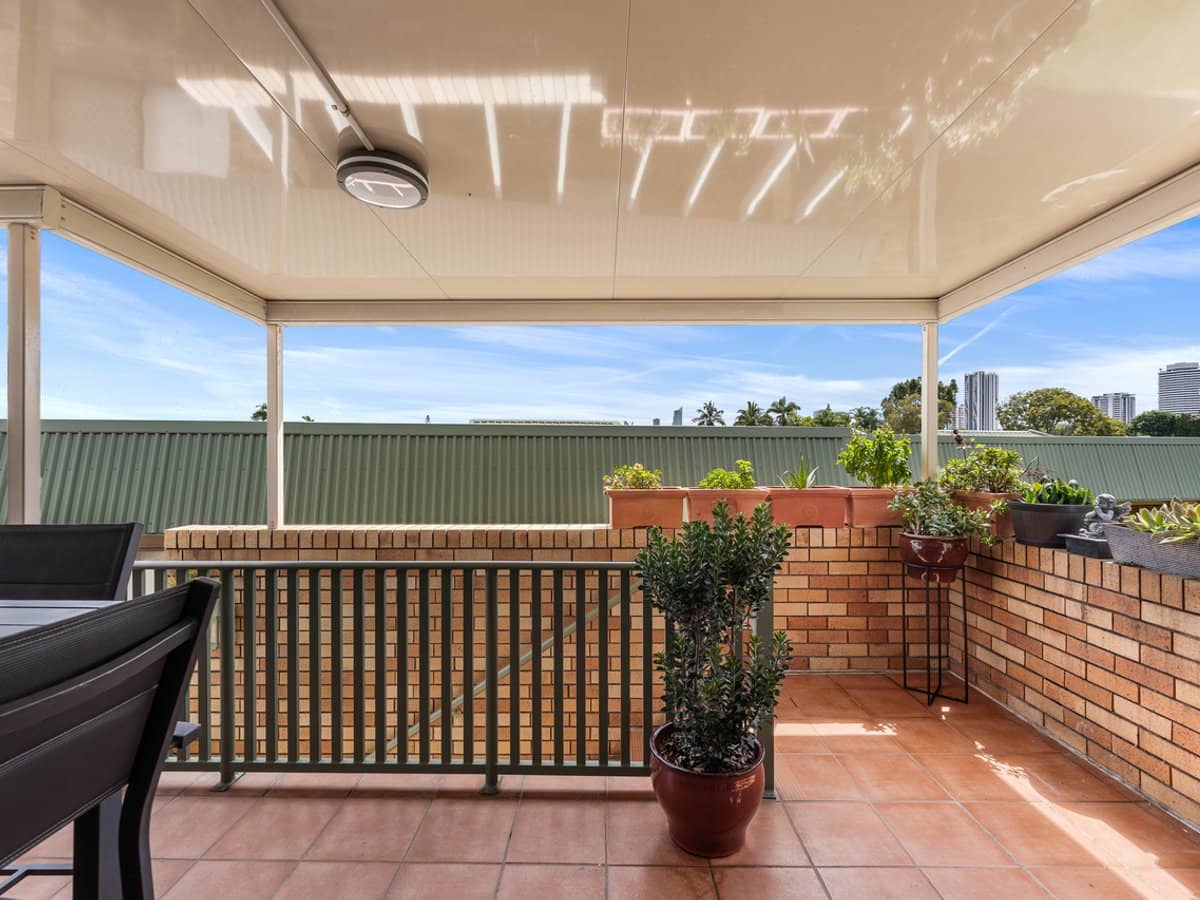 33-39 Hooker Boulevard, BROADBEACH WATERS - Thumbnail 7