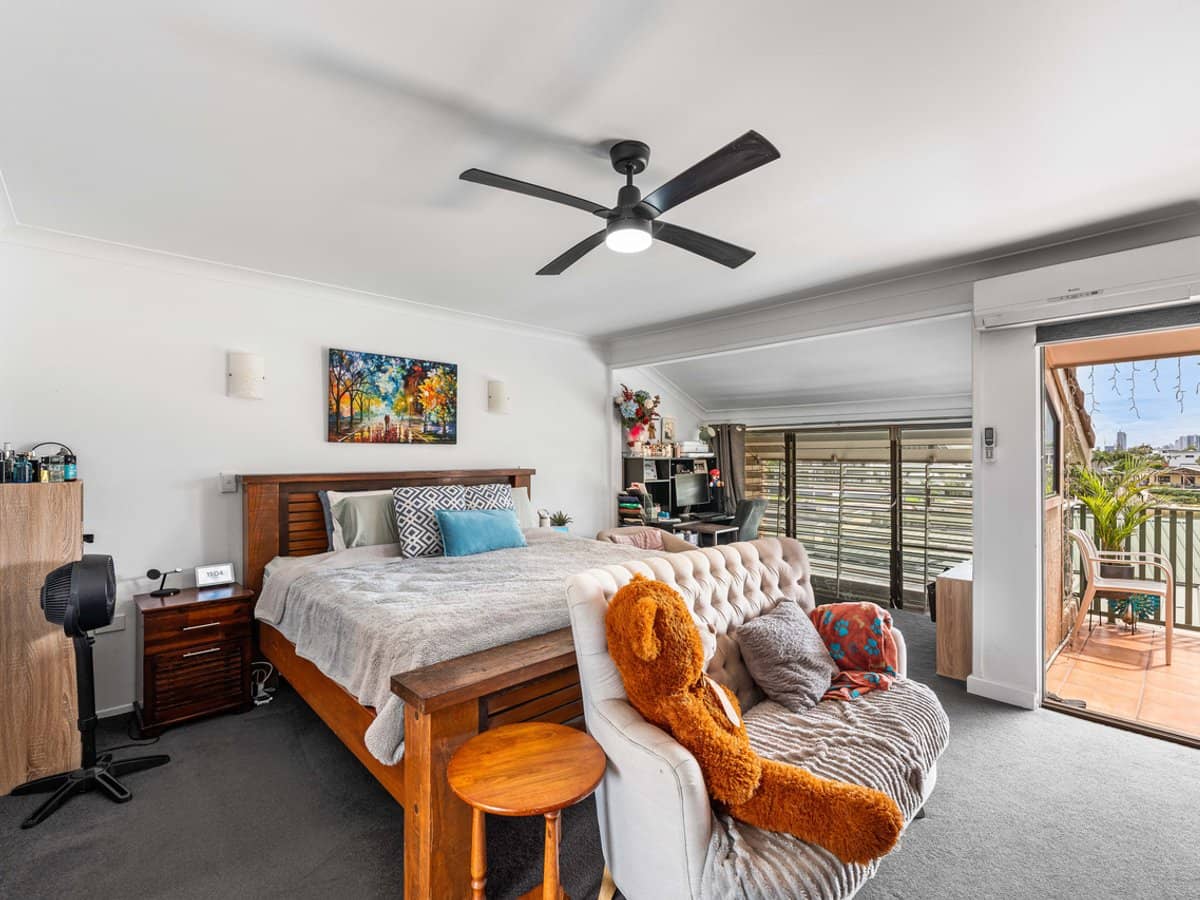 33-39 Hooker Boulevard, BROADBEACH WATERS - Thumbnail 11