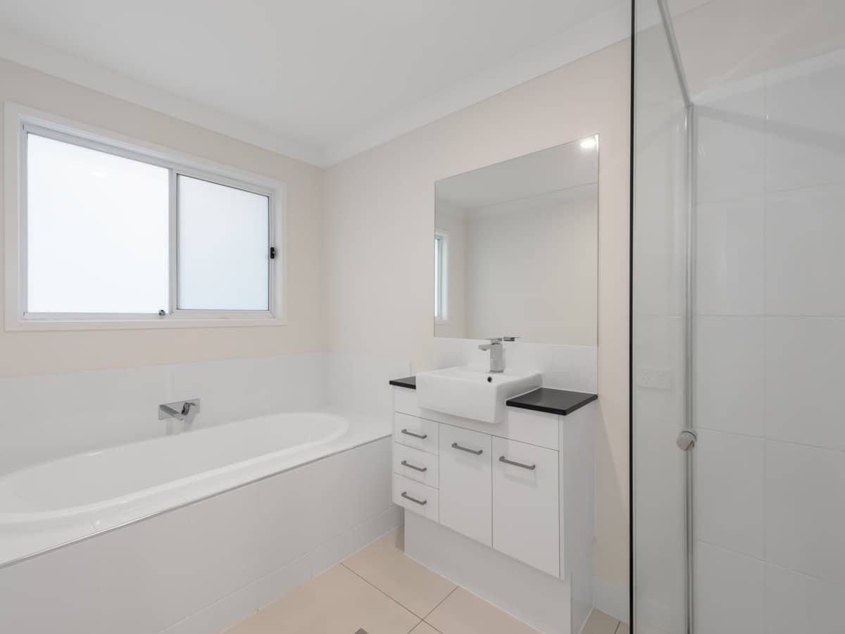 2 Barron Court, PIMPAMA - Thumbnail 7