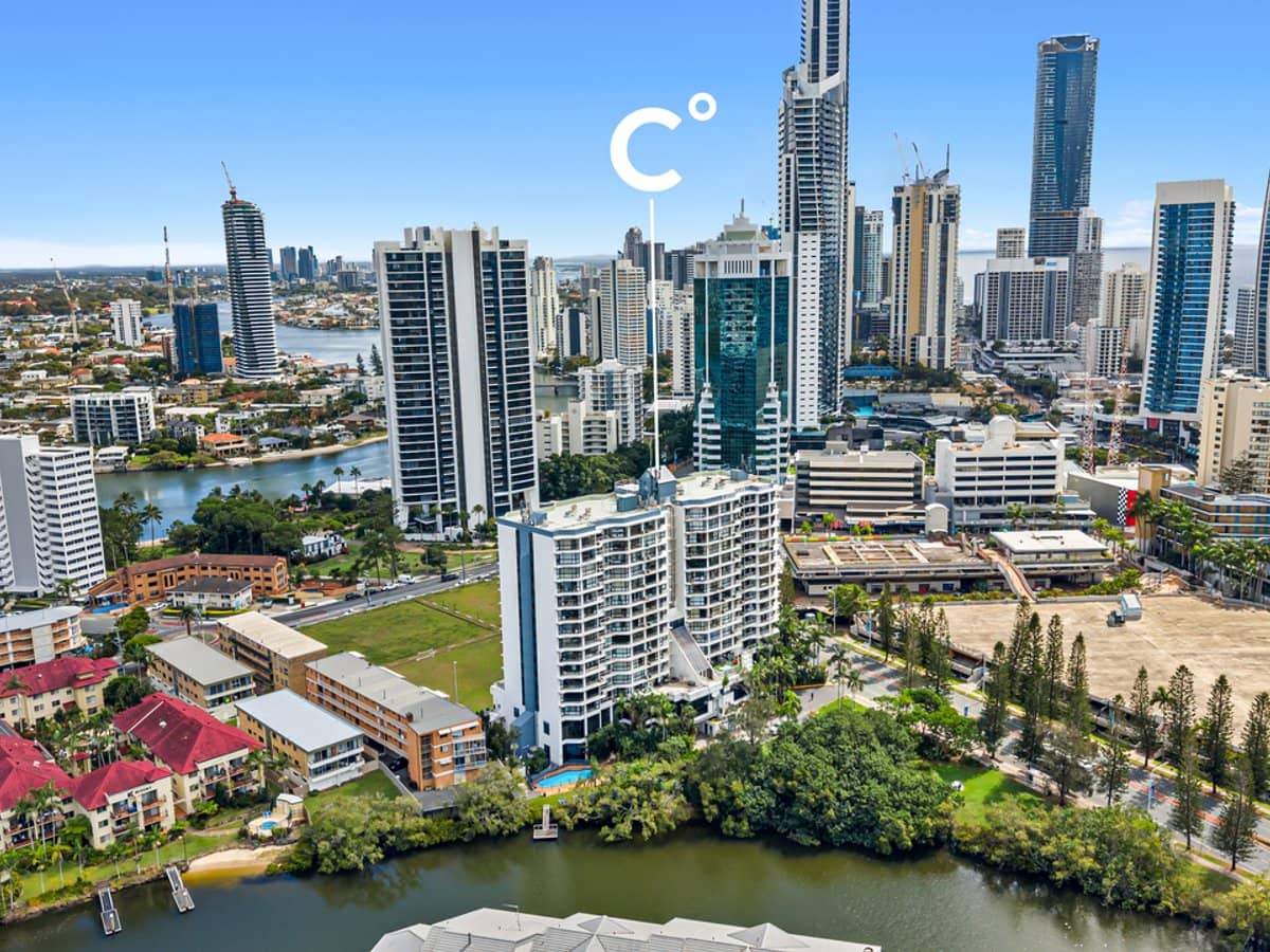 70 Remembrance Drive, SURFERS PARADISE - Thumbnail 17