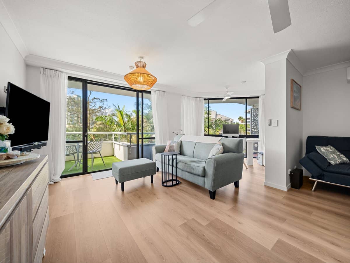 70 Remembrance Drive, SURFERS PARADISE - Thumbnail 8