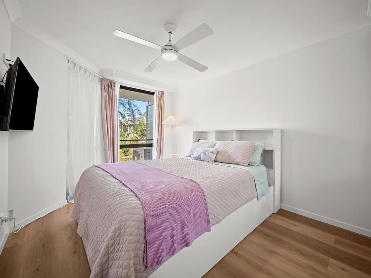 70 Remembrance Drive, SURFERS PARADISE - Thumbnail 9