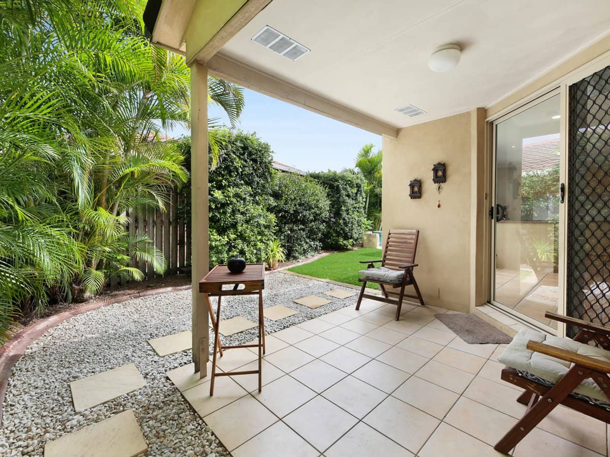 16 Randwick Court, VARSITY LAKES - Thumbnail 4